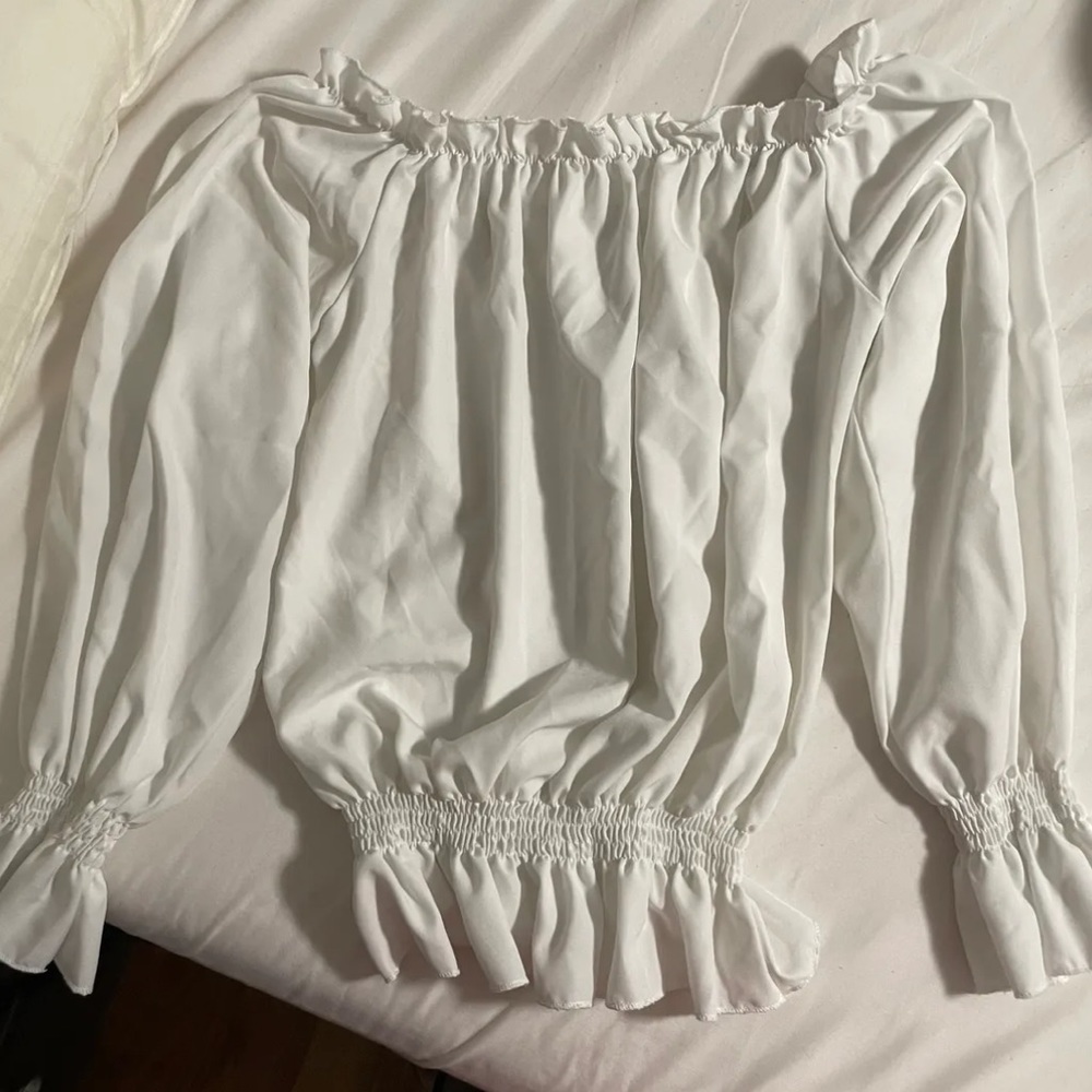 Off The Shoulder Ruffle White Top - Picture 7 of 7